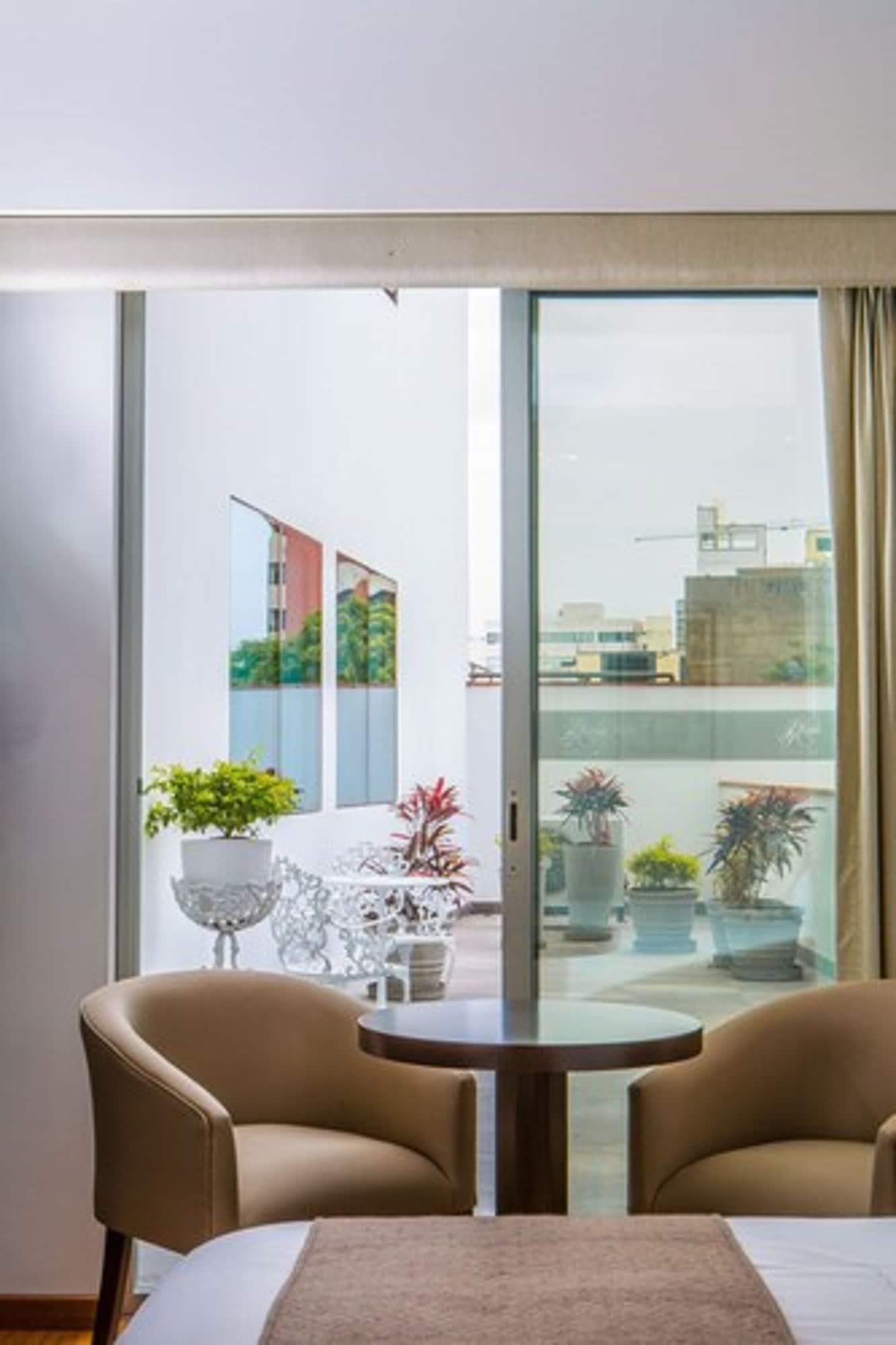 Hotel Jose Antonio Deluxe à Lima Extérieur photo