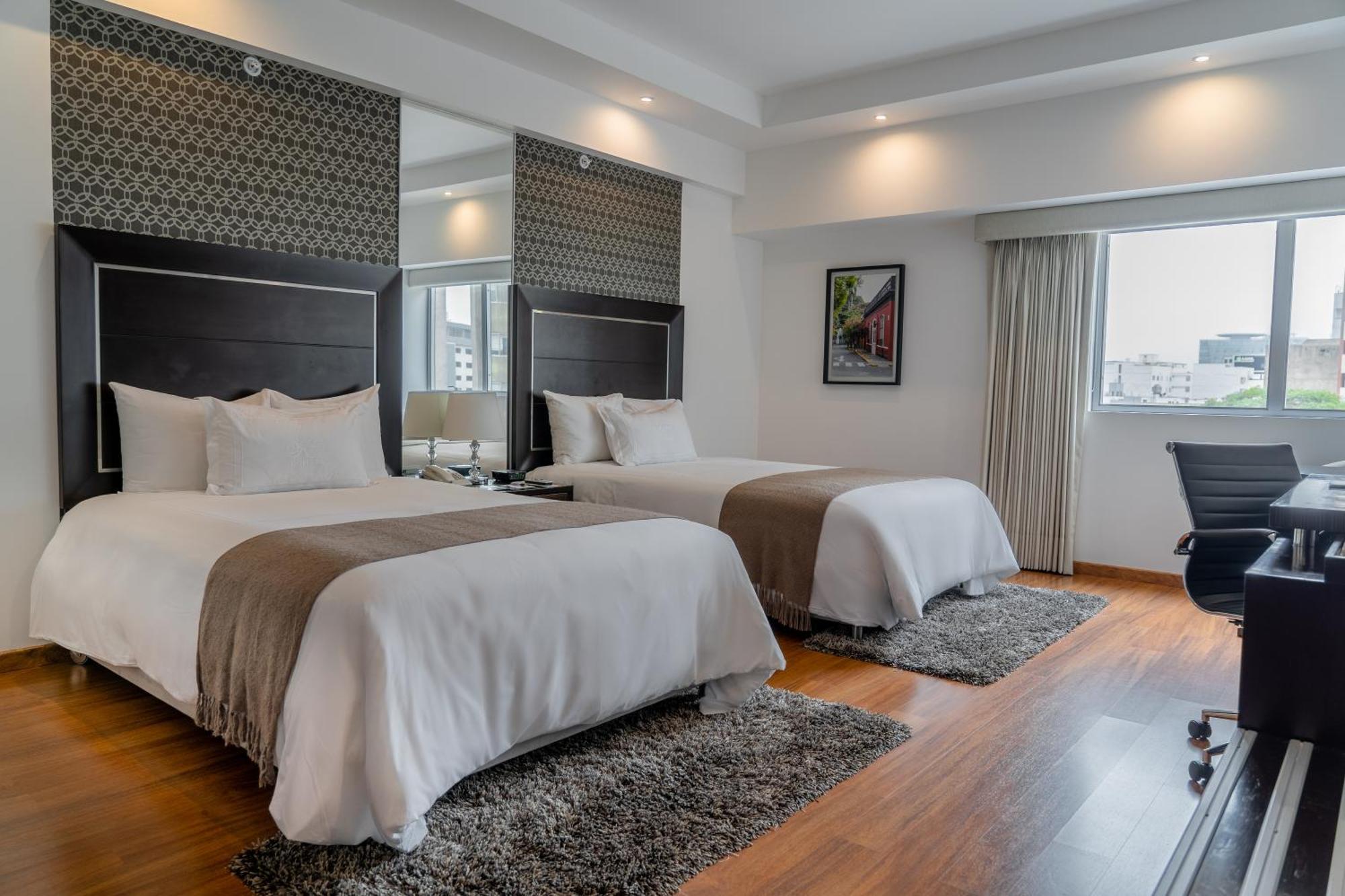 Hotel Jose Antonio Deluxe à Lima Extérieur photo