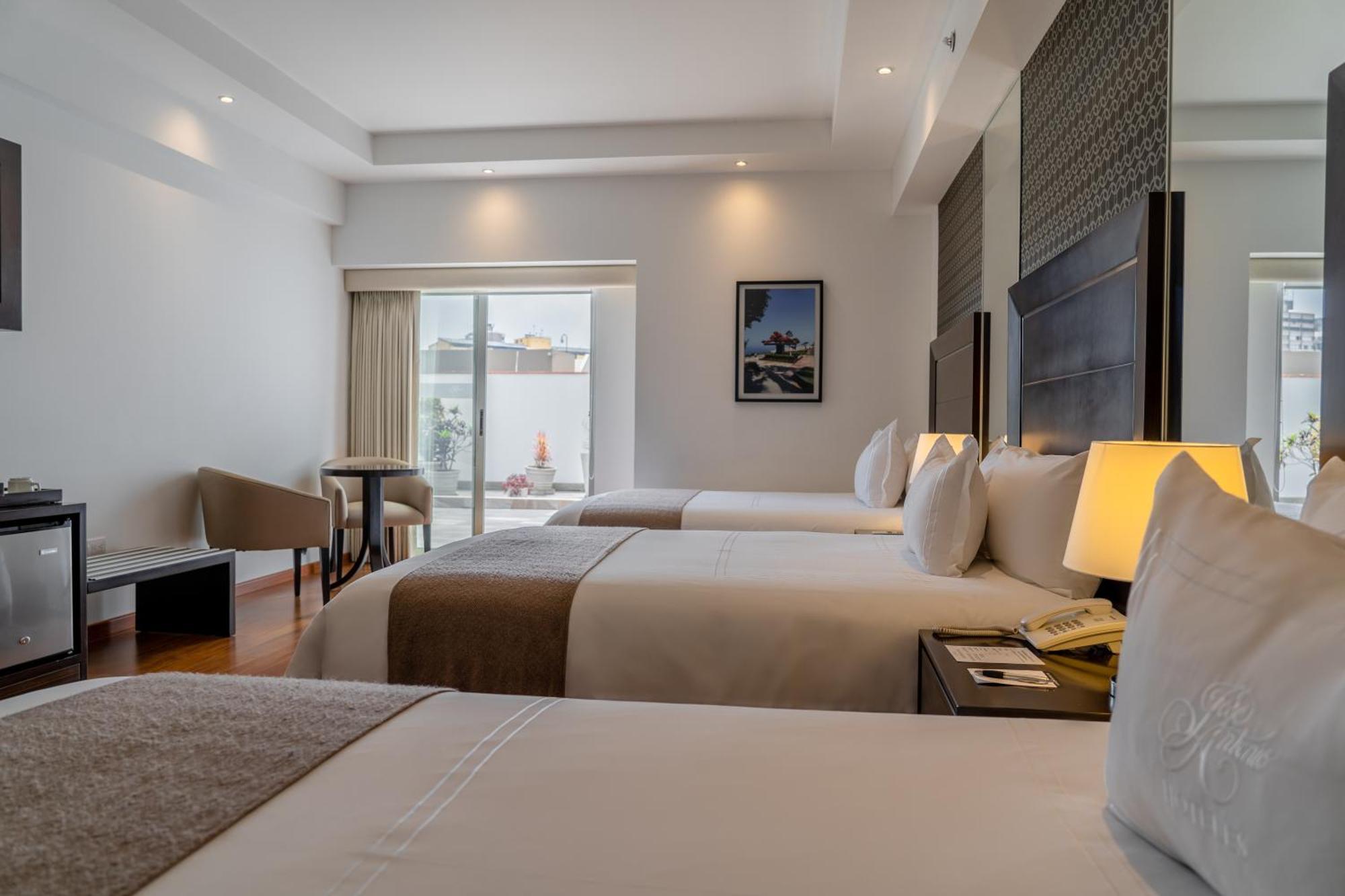 Hotel Jose Antonio Deluxe à Lima Extérieur photo