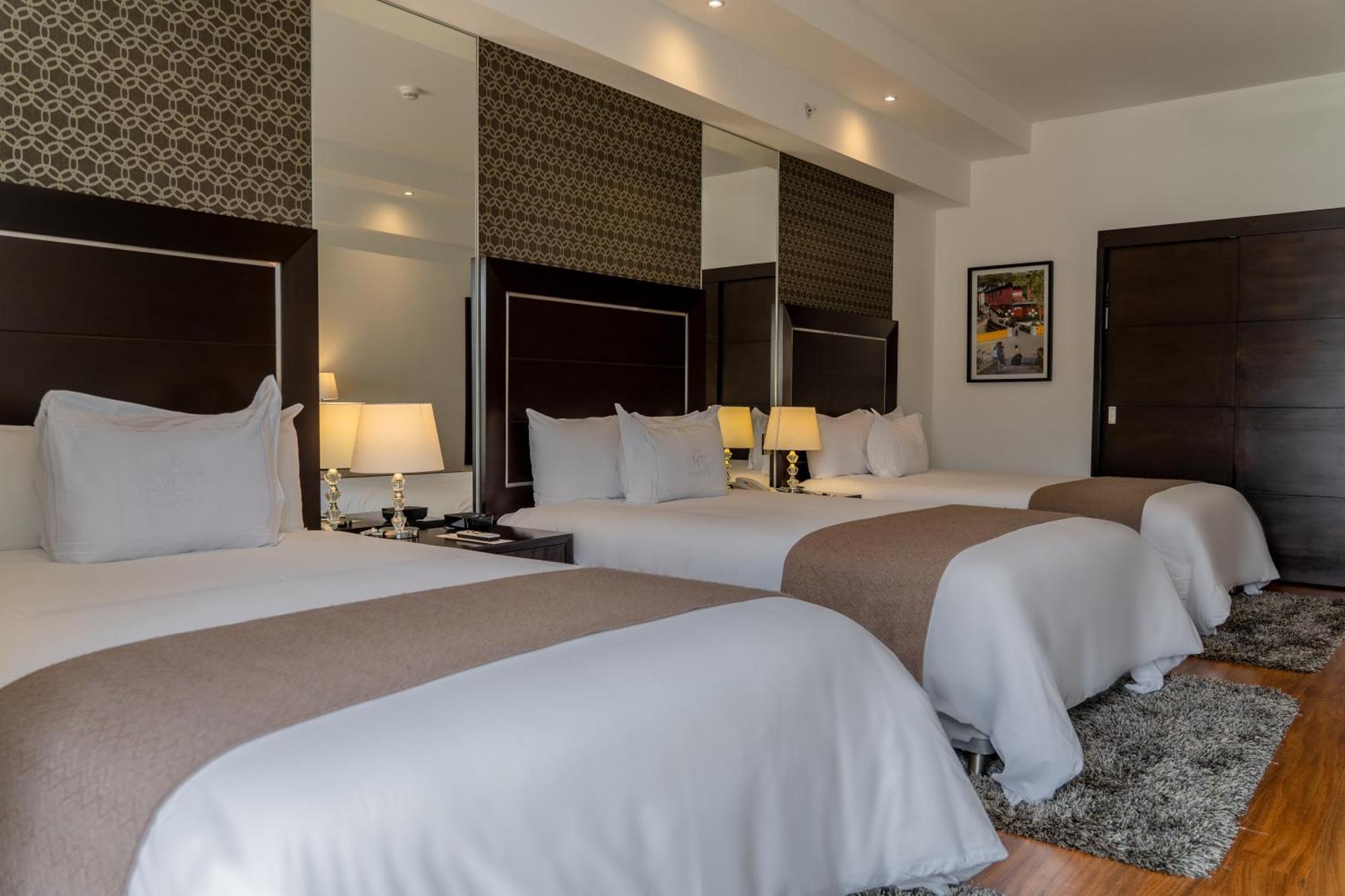 Hotel Jose Antonio Deluxe à Lima Extérieur photo